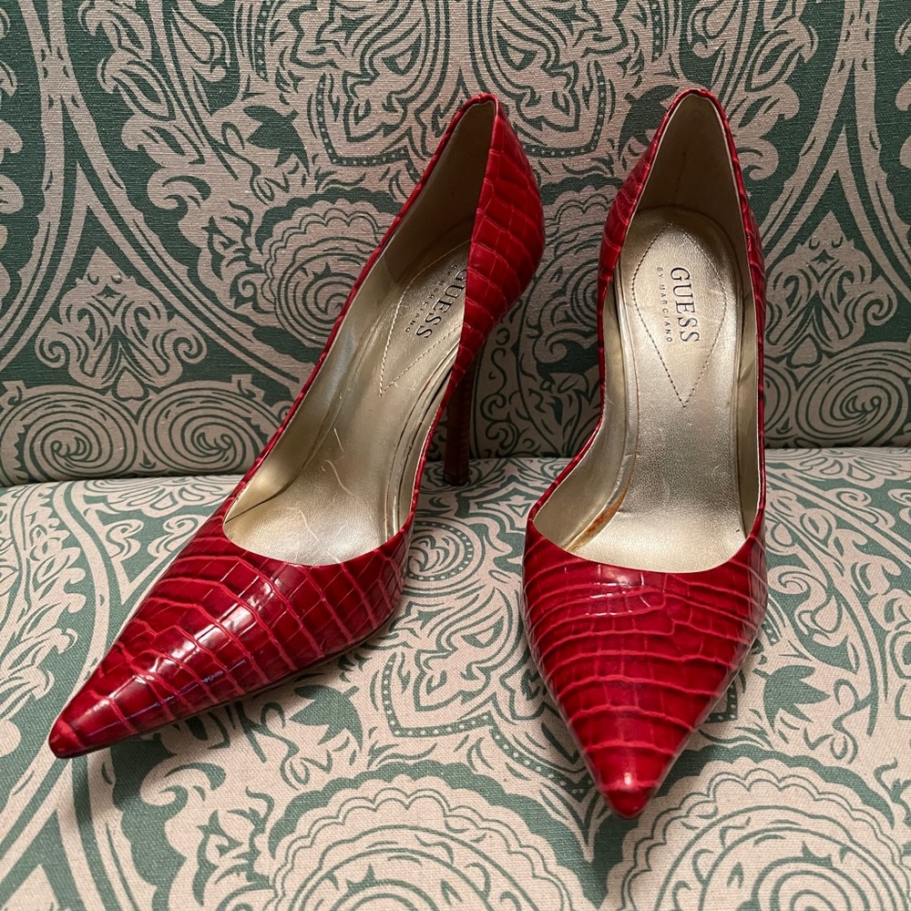 Copy - Heels - Guess Size 8